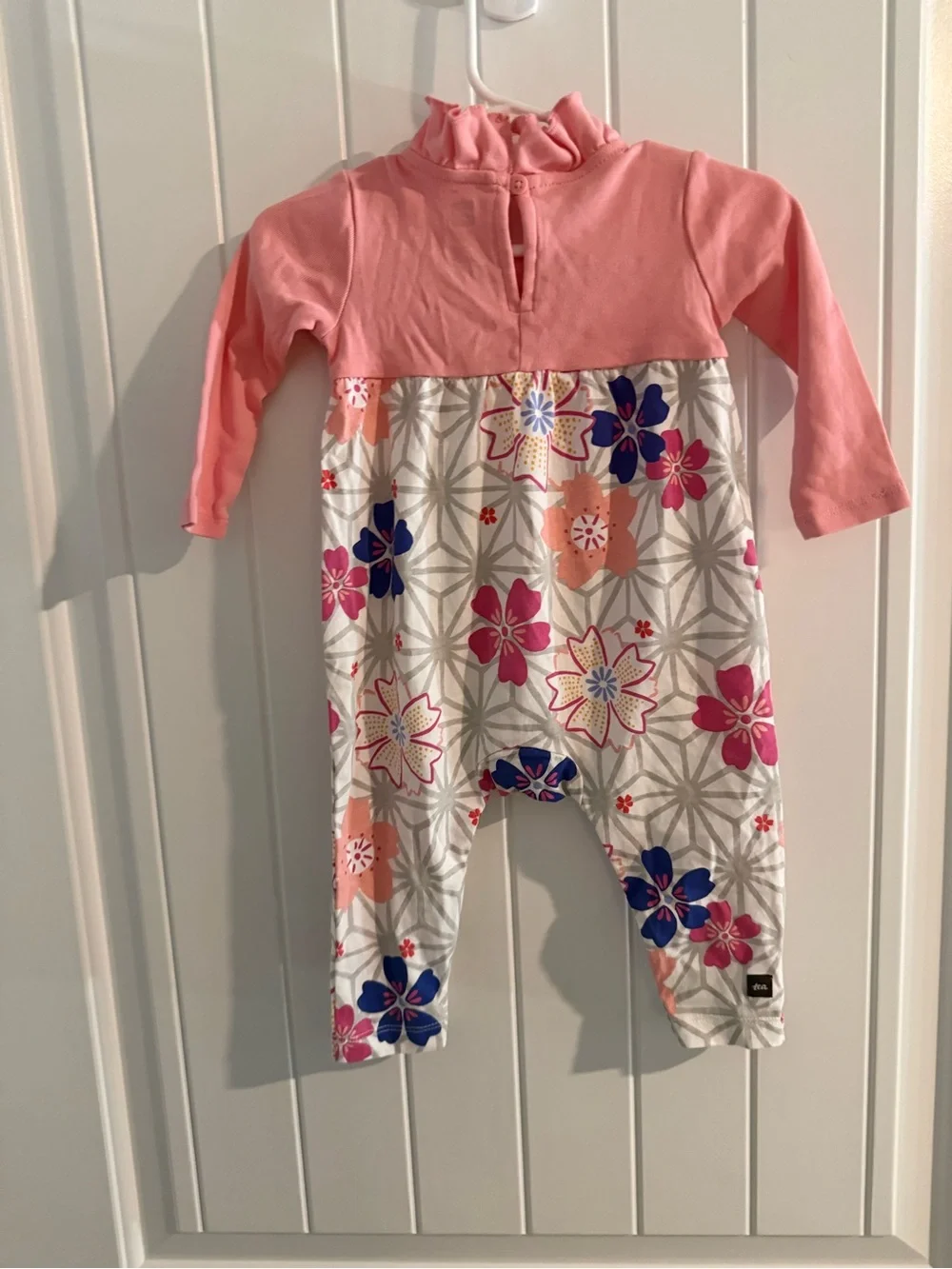 Tea Collection Floral Ruffle Neck Romper | 6–9 Months